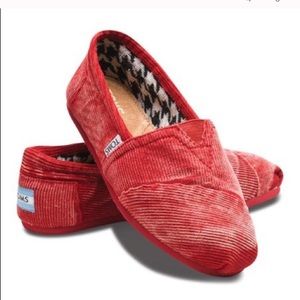 Red corduroy Tom’s! Size 8